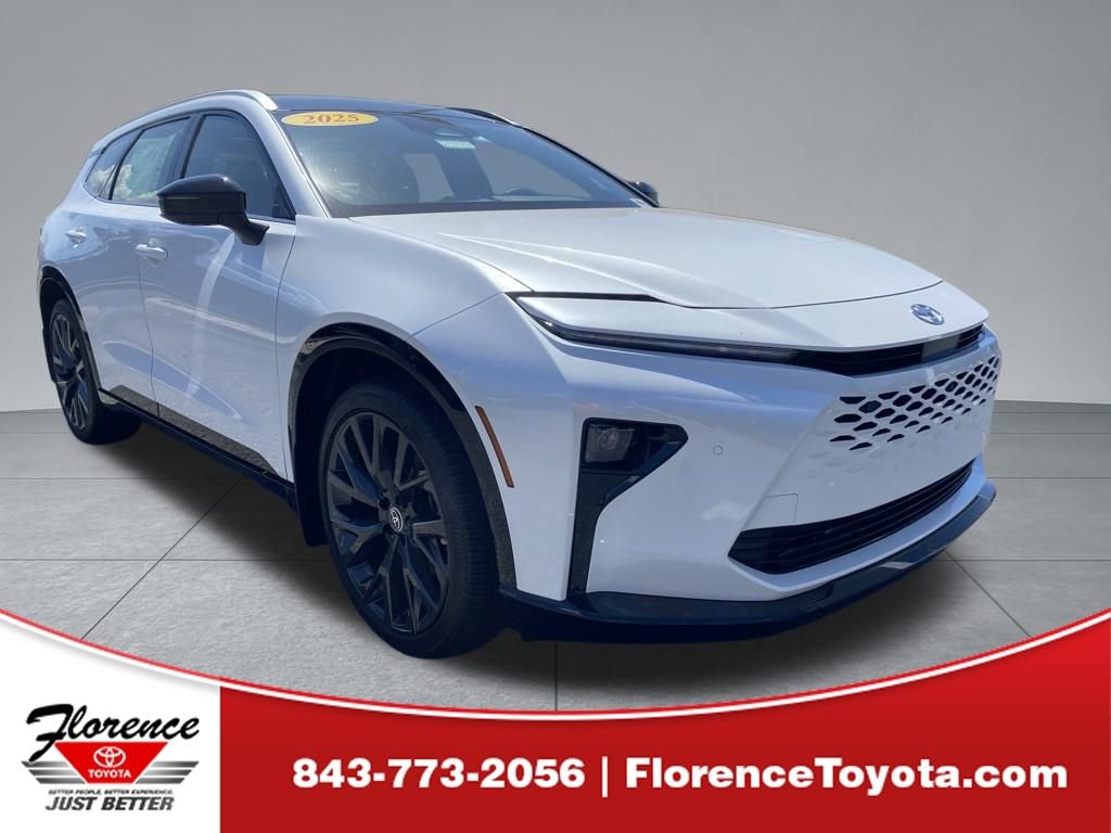 2025 Toyota Crown Signia Limited's photo