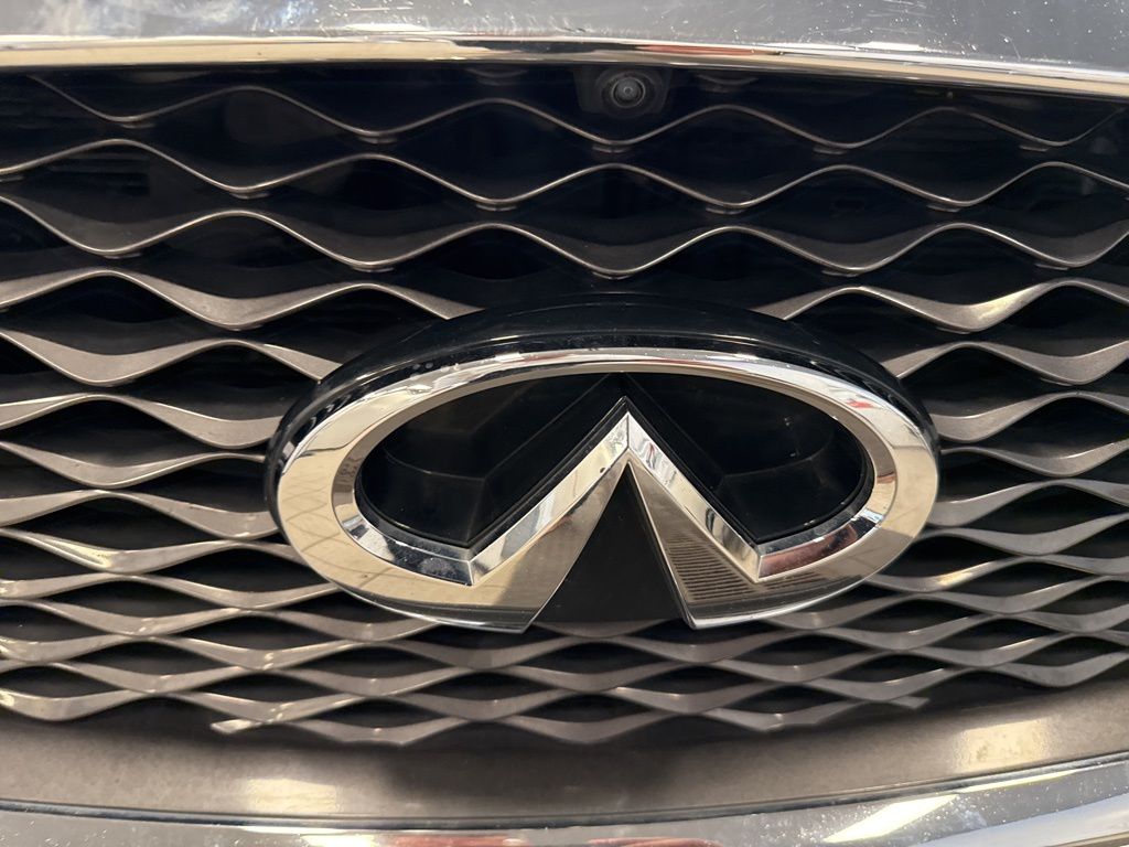 2018 Infiniti Q50 Sport photo 3