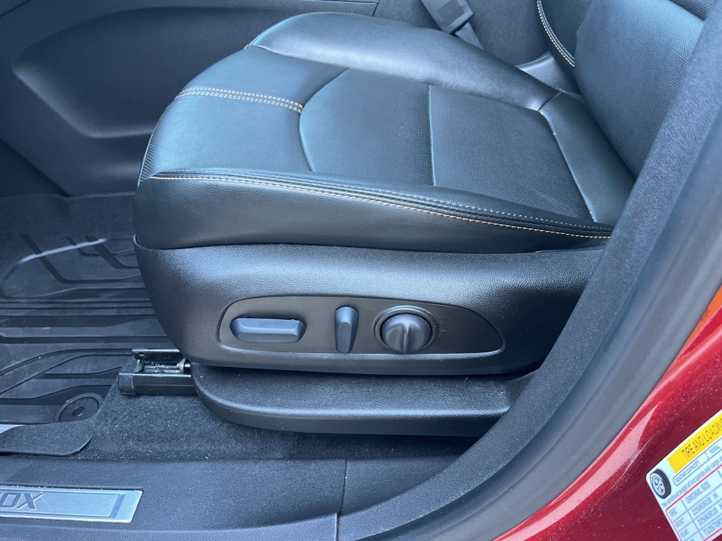 2023 Chevrolet Equinox Premier photo 13