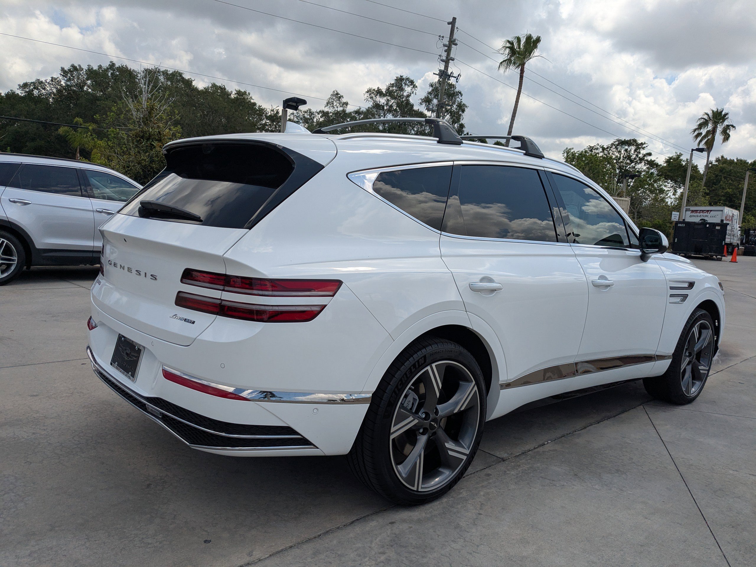 2025 Genesis GV80 3.5T Prestige AWD photo 2