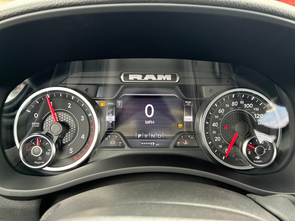 2025 Ram 2500 Tradesman photo 16