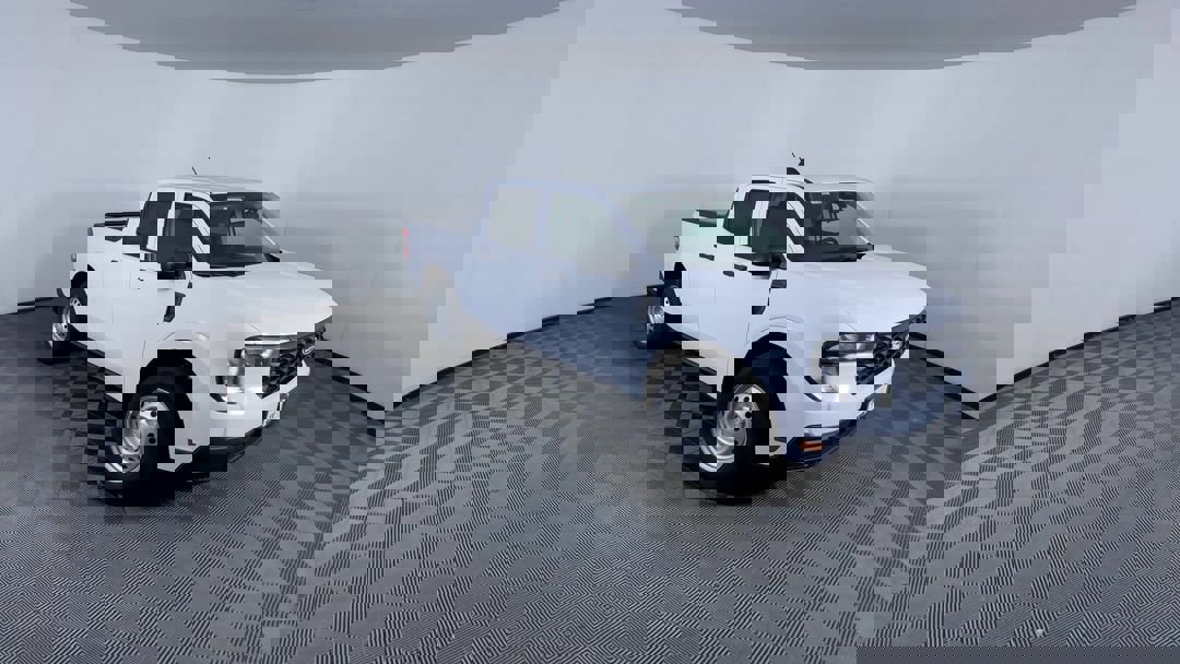 2025 Ford Maverick XL photo 2