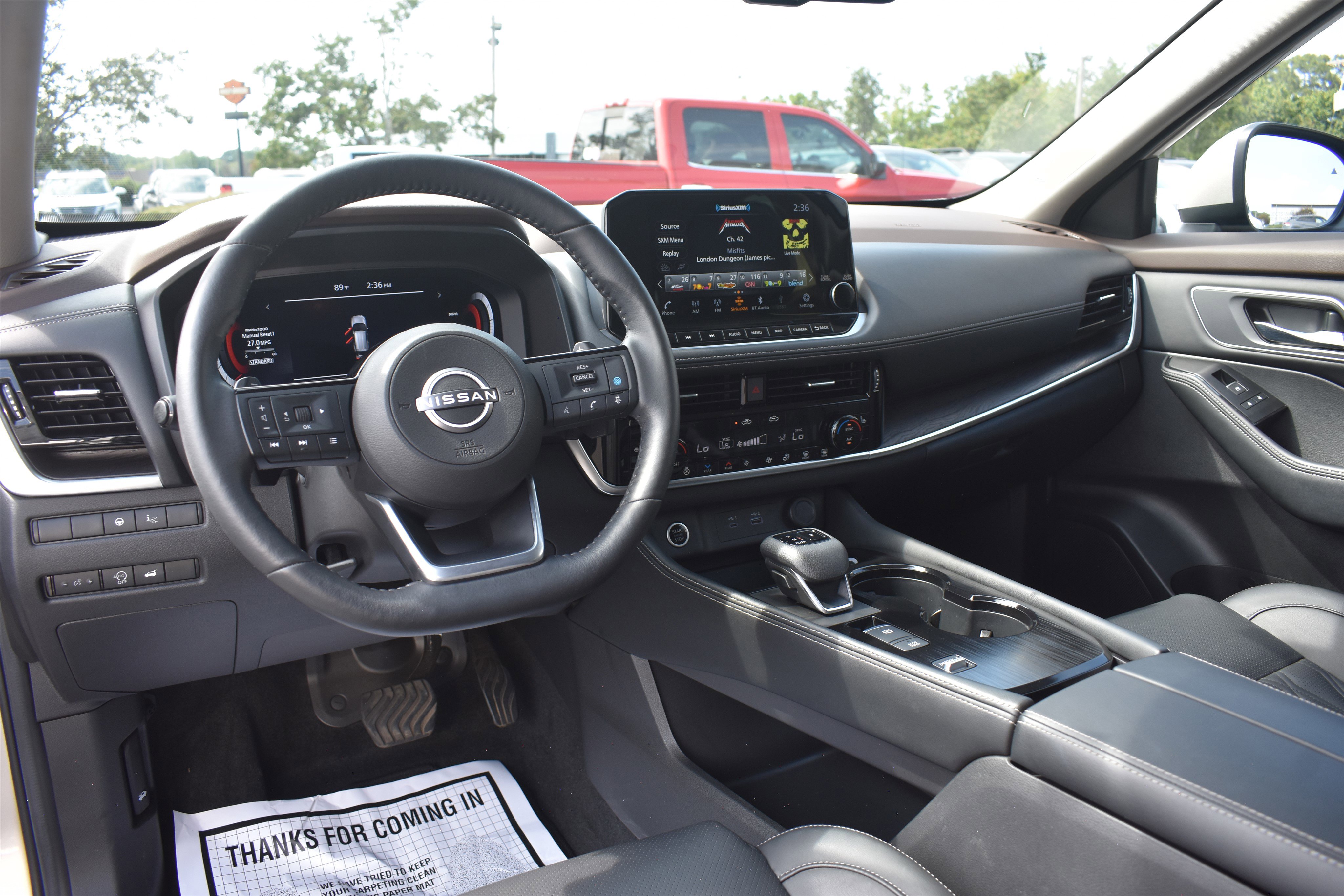 2023 Nissan Rogue Platinum photo 8