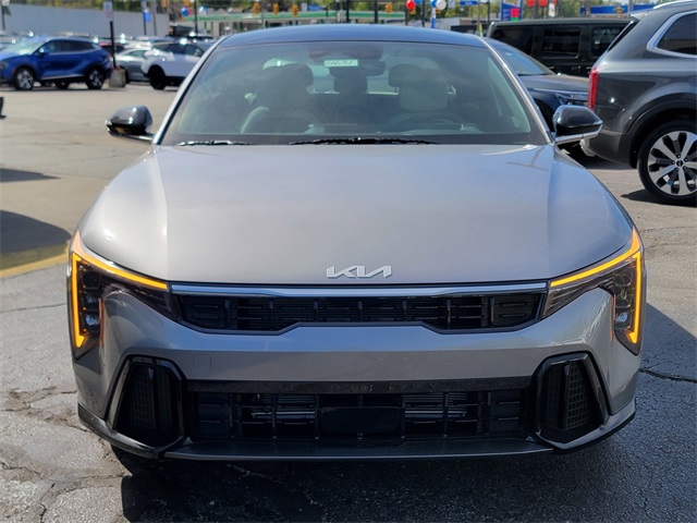 2025 Kia K4 GT-Line photo 7