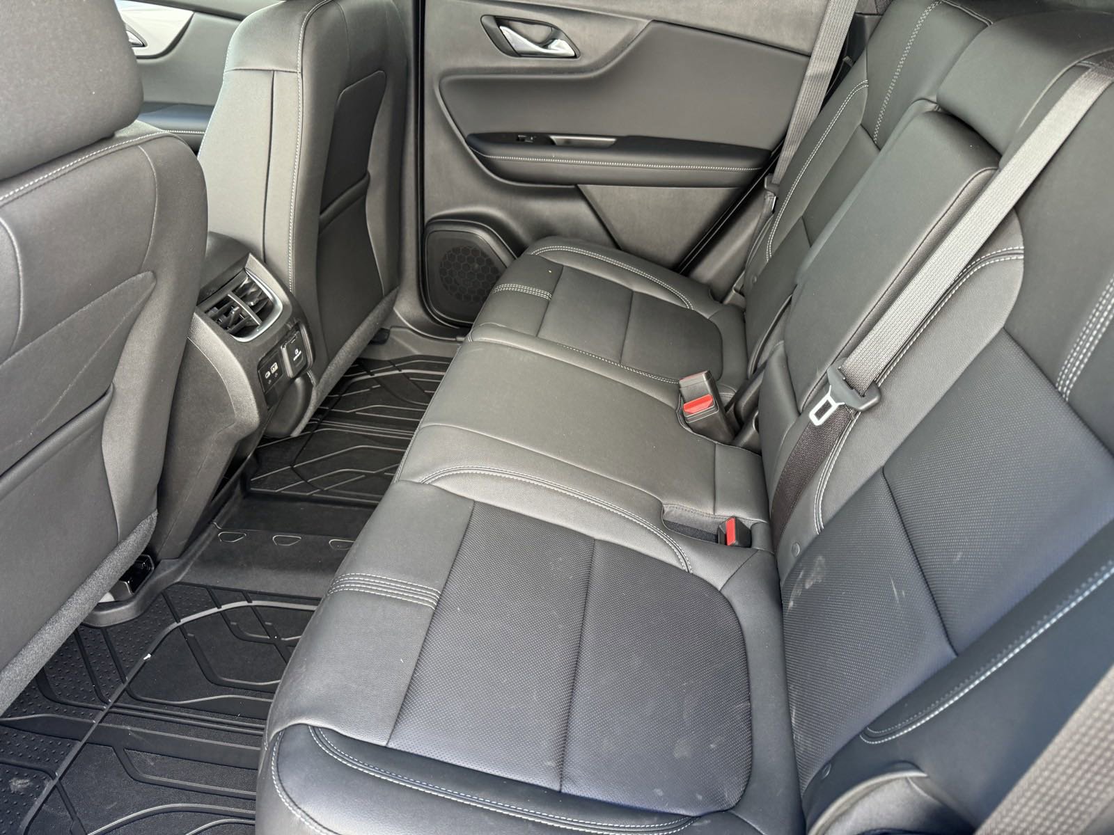 2025 Chevrolet Blazer 3LT photo 14