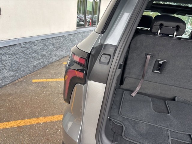2025 Chevrolet Traverse Z71 photo 17