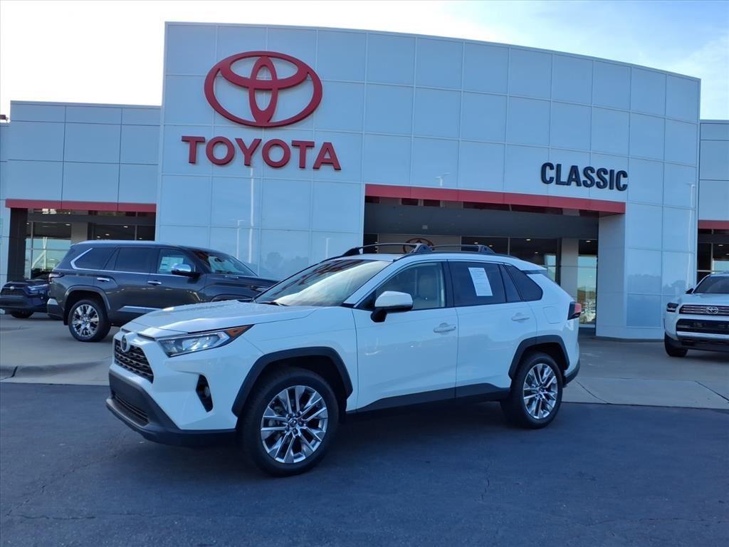 2019 Toyota RAV4 XLE Premium
