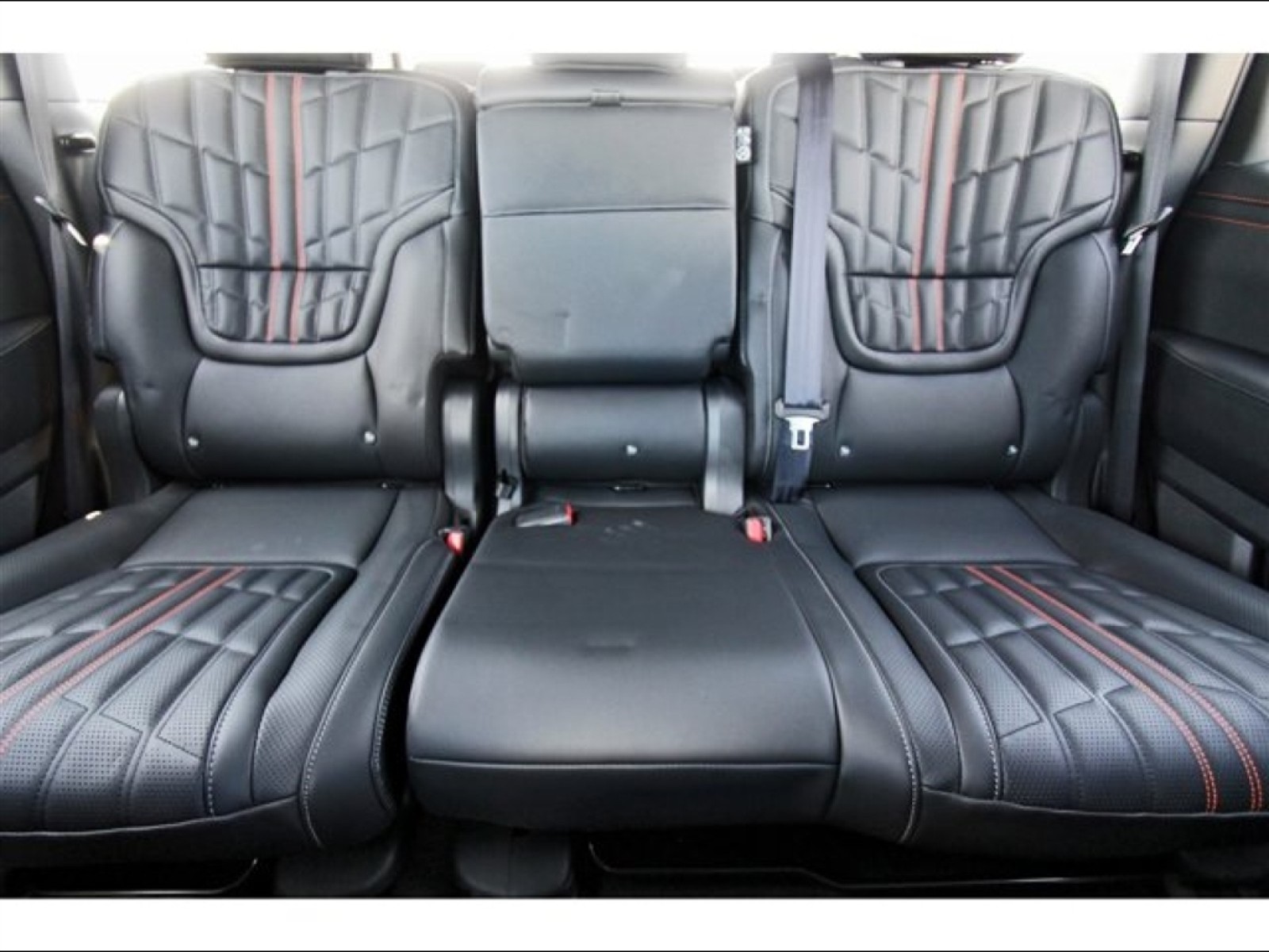 2025 Nissan Armada PRO-4X® - 10