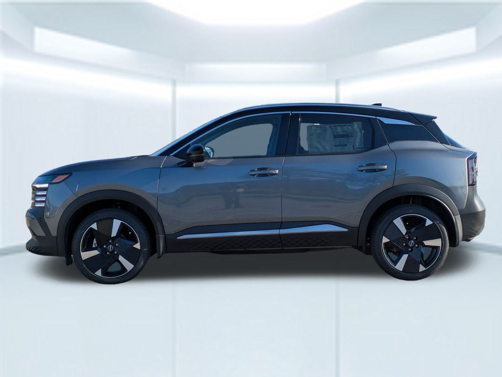 2025 Nissan Kicks SR photo 2