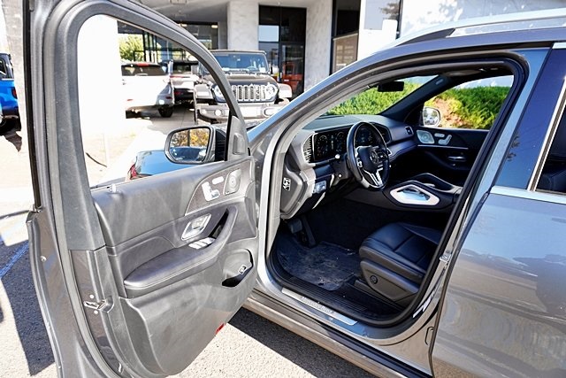 Used 2022 Gray Mercedes-Benz GLE 350 image 42