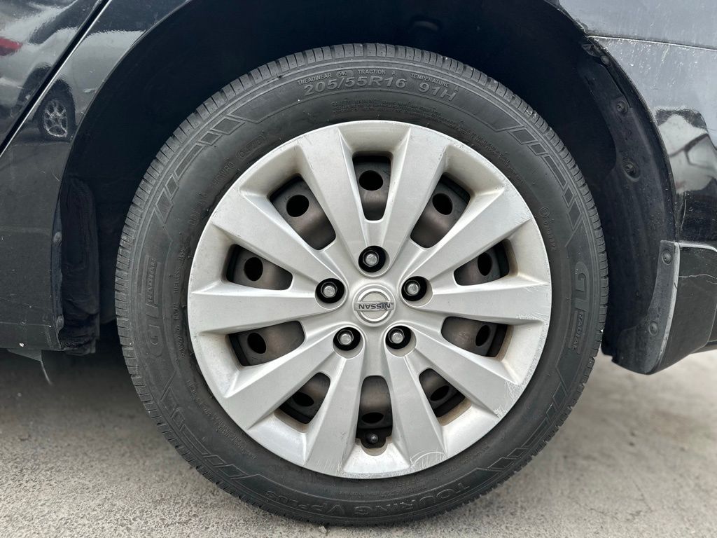 2019 Nissan Sentra S photo 7