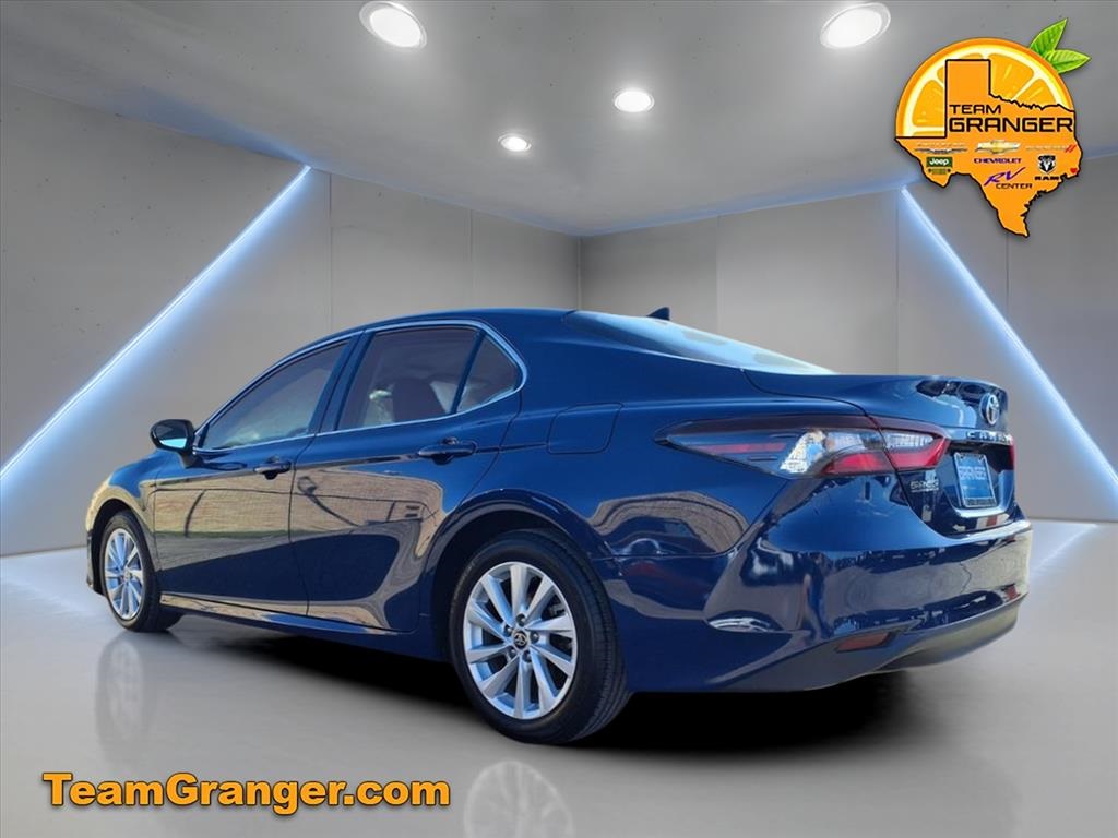 2024 Toyota Camry LE photo 2