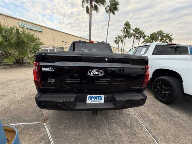 2024 Ford F-150 XLT photo 2