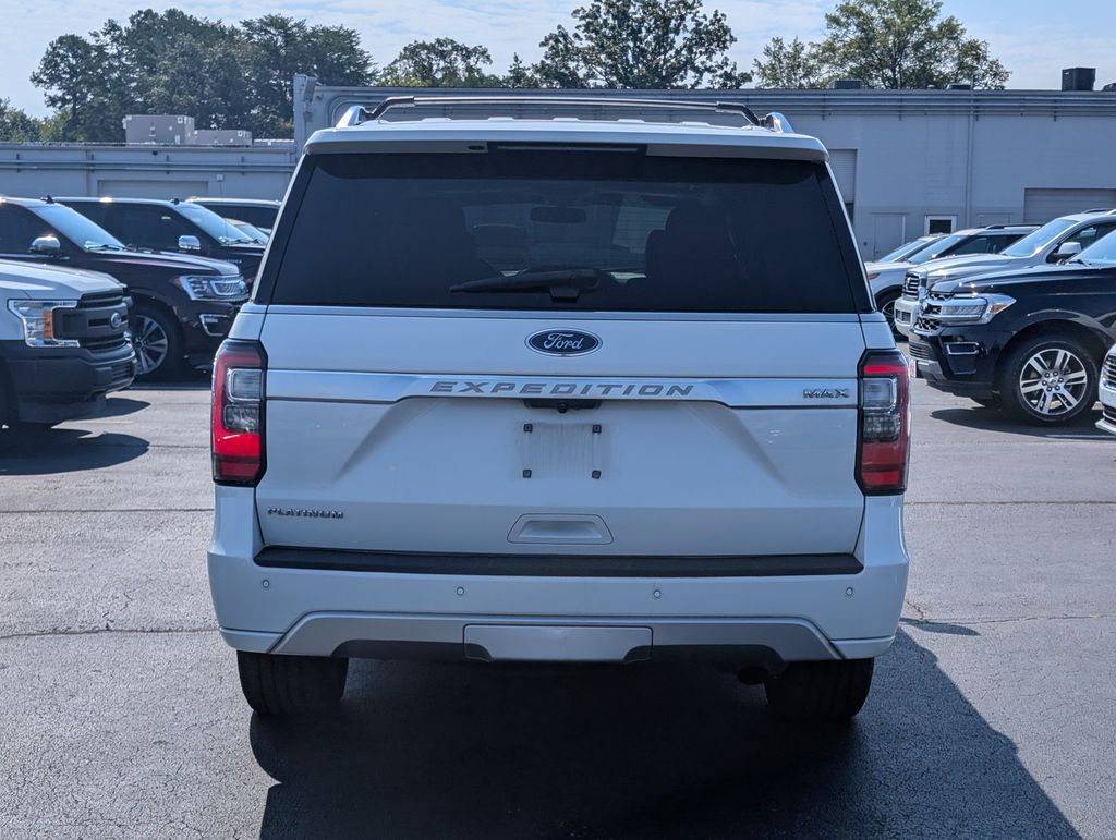 2020 Ford Expedition MAX Platinum photo 4