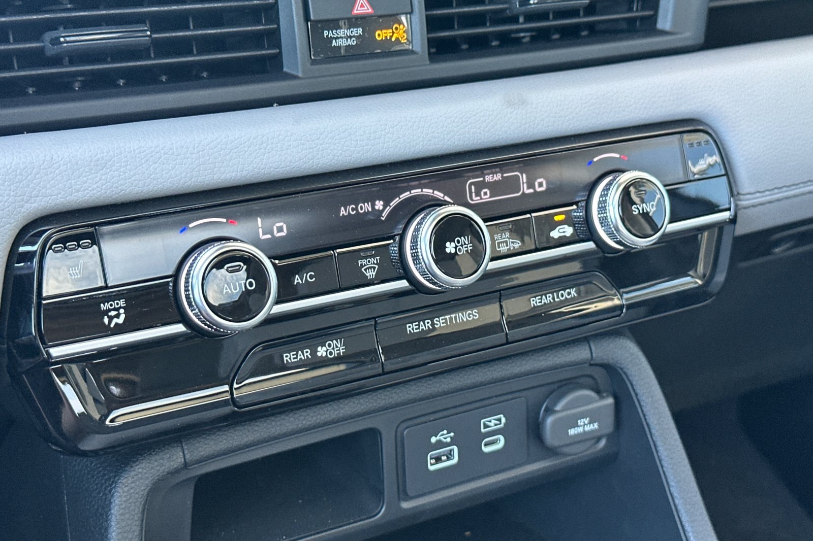 2025 Honda Pilot Touring photo 18