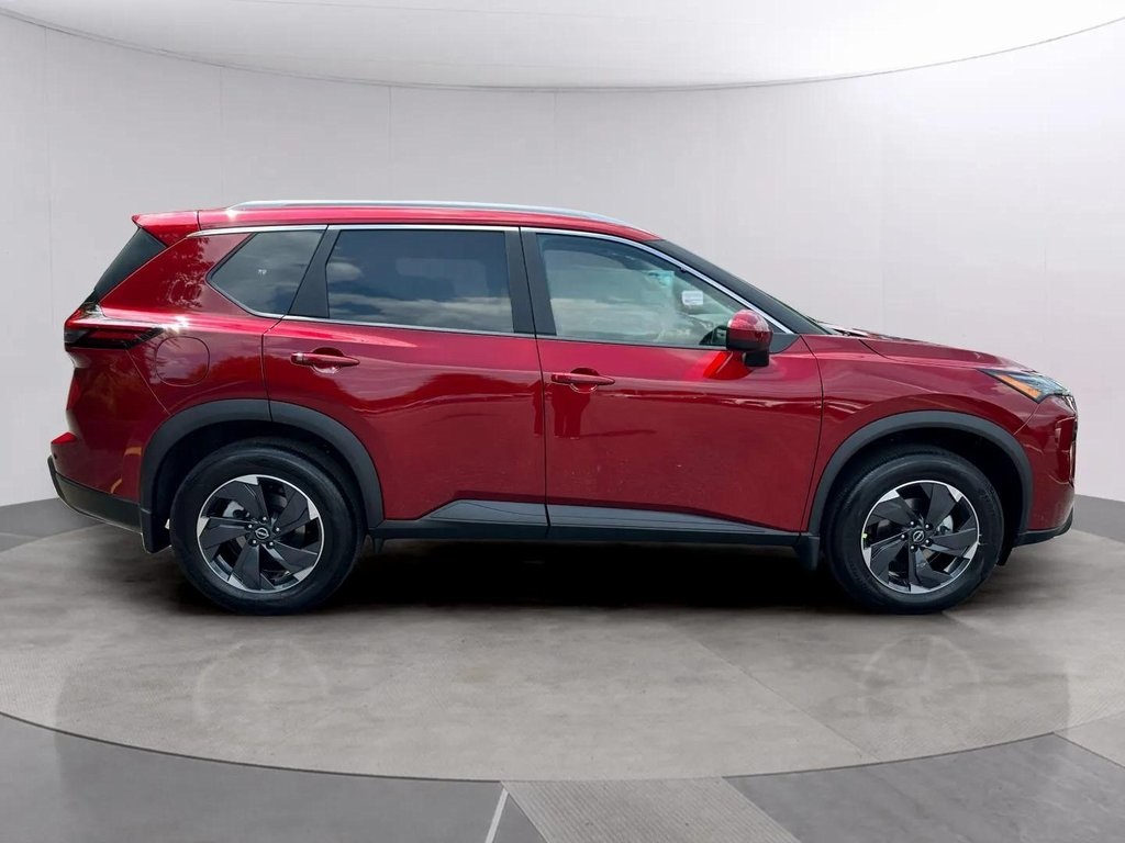 2026 Nissan Rogue SV photo 2