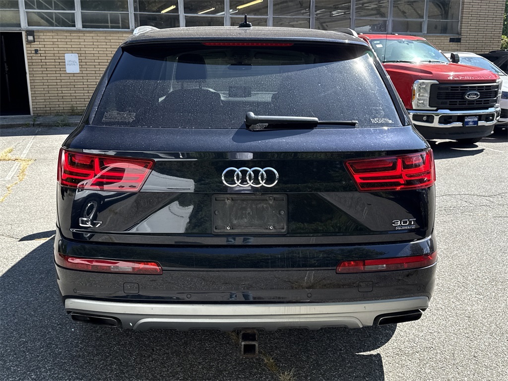 2017 Audi Q7 3.0T Premium Plus photo 4