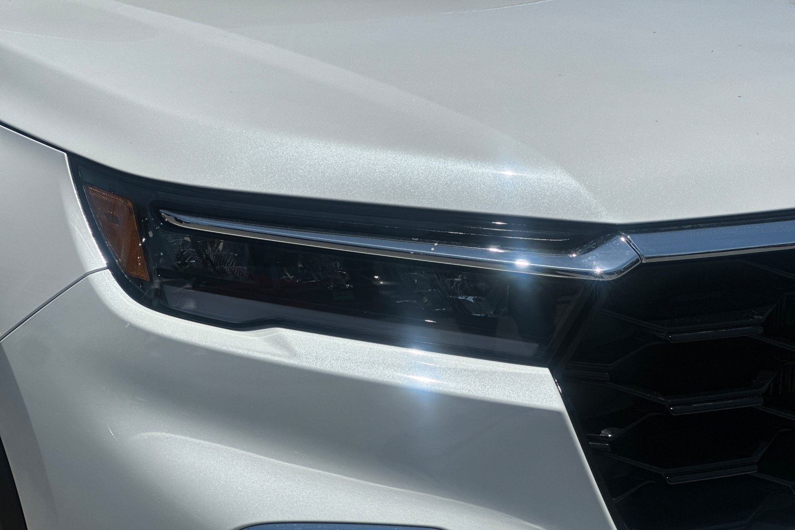 2025 Honda Pilot Touring photo 20