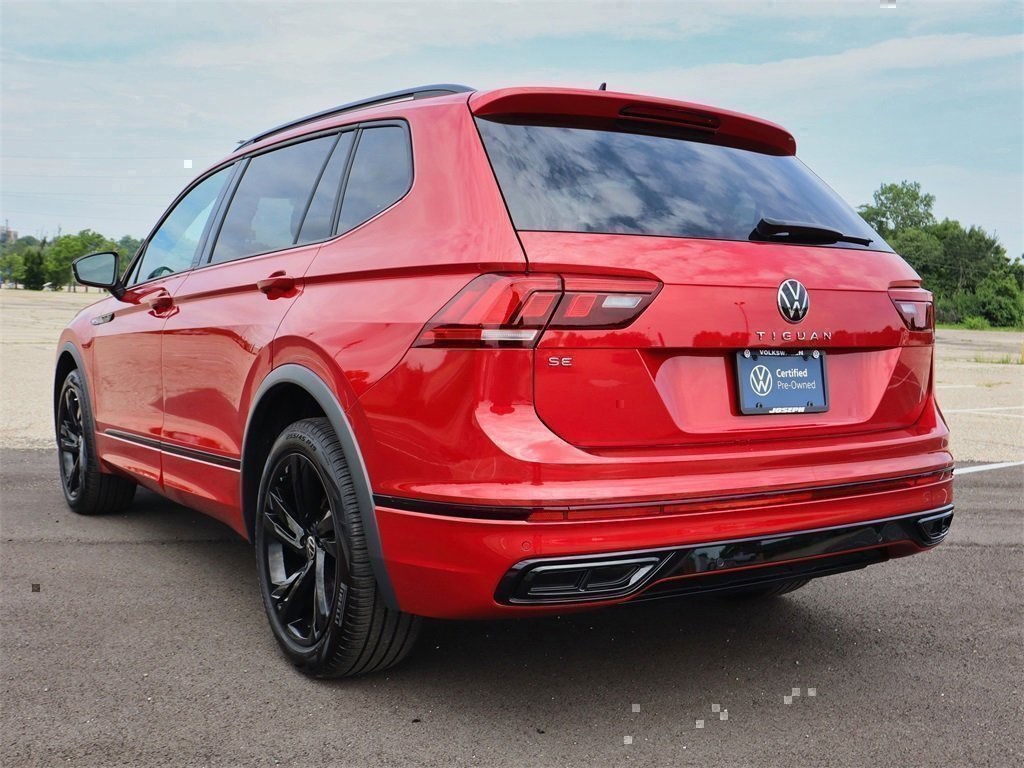 2024 Volkswagen Tiguan SE R-Line Black photo 3
