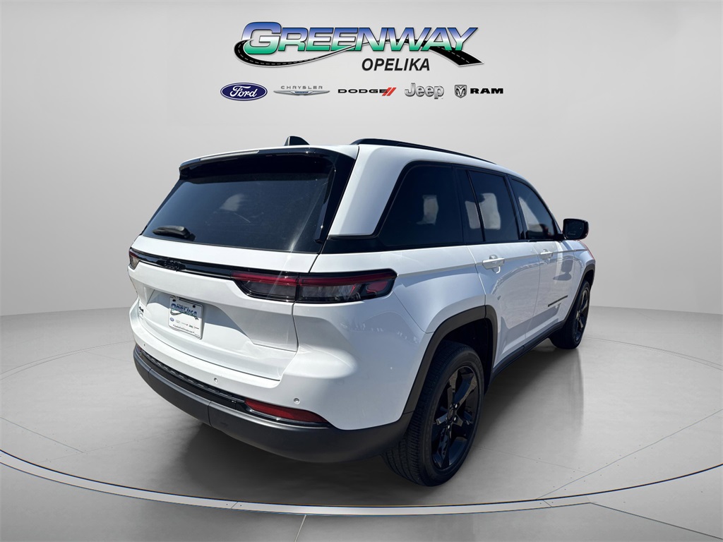 2023 Jeep Grand Cherokee Altitude photo 7