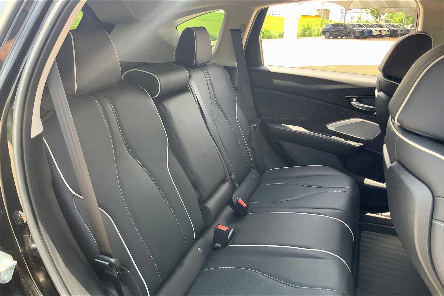 2024 Acura RDX Advance photo 17