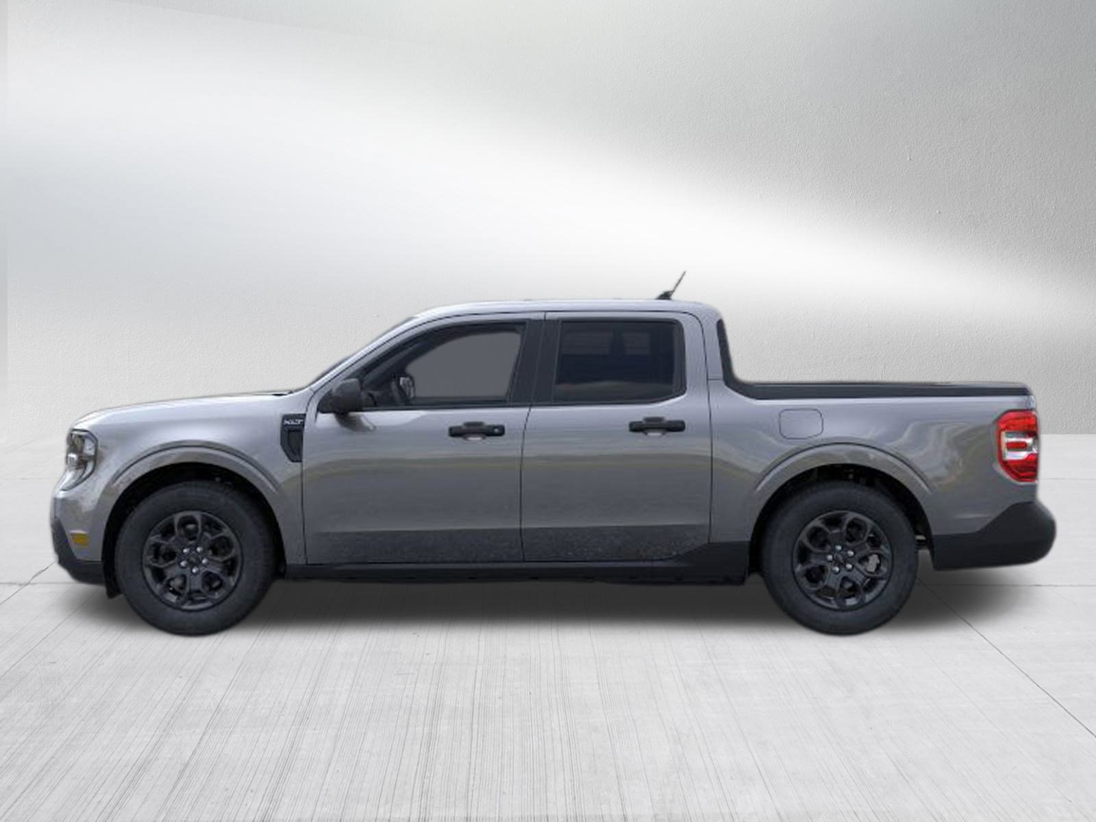 2025 Ford Maverick XLT photo 3