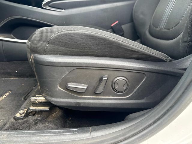 2022 Hyundai Tucson Hybrid SEL Convenience photo 17