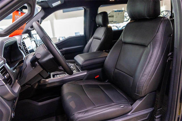 2025 Ford F-150 XLT photo 7