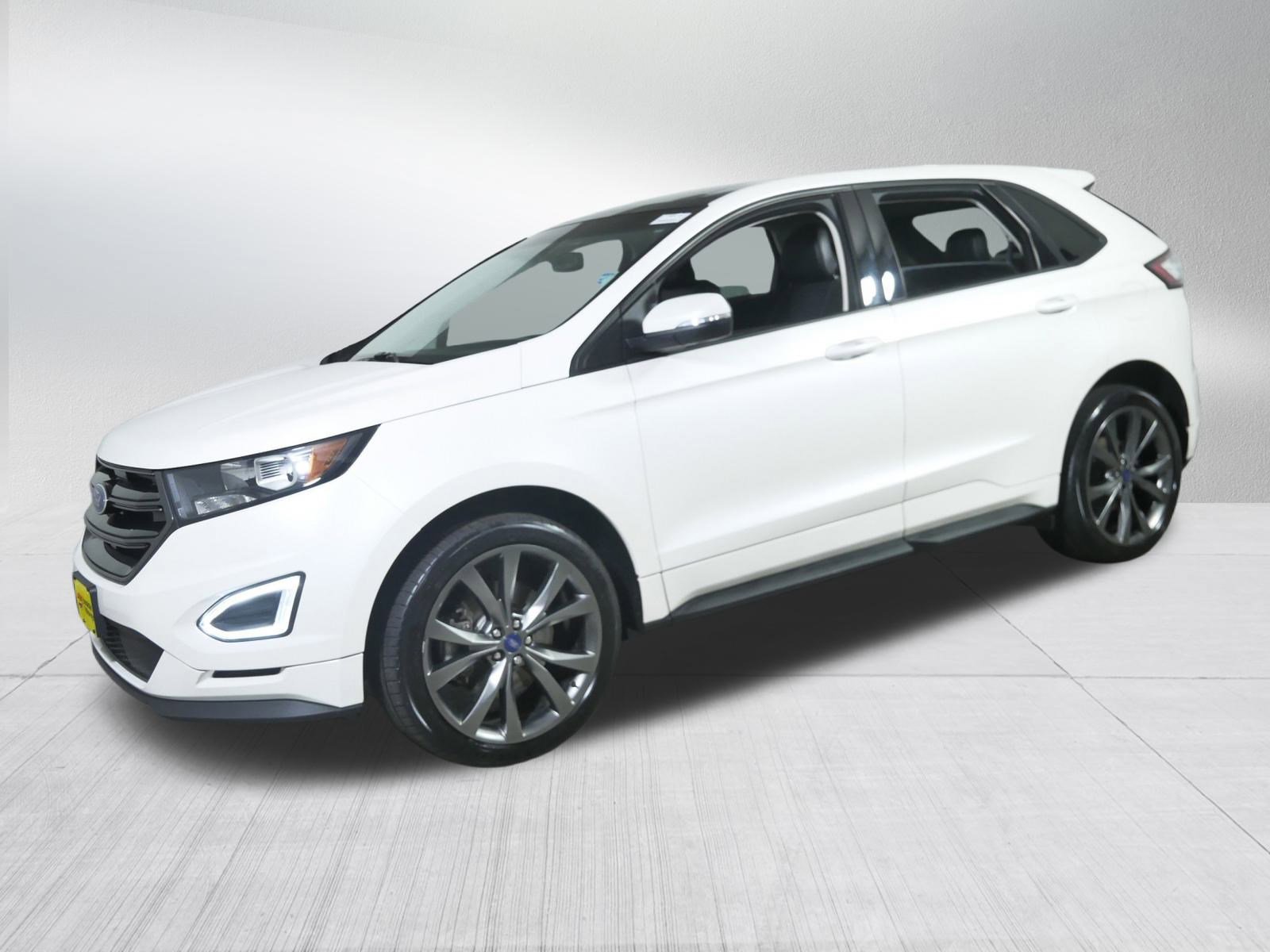 2018 Ford Edge Sport photo 3