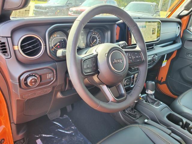 2025 Jeep Gladiator Sport photo 6
