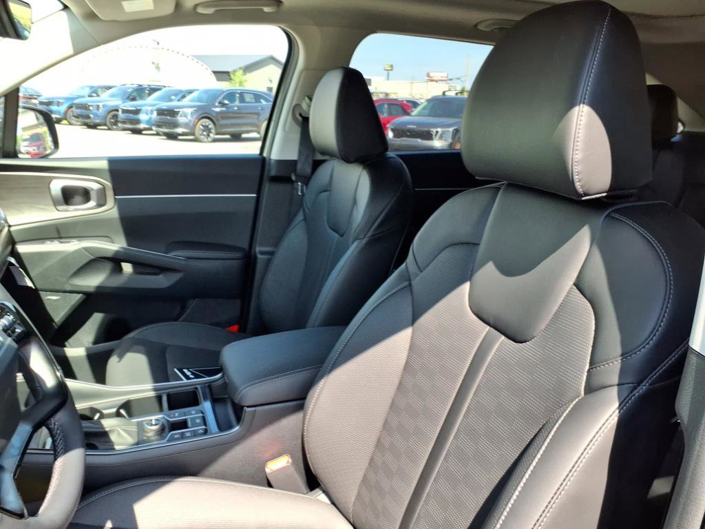 2026 Kia Sorento X-Line EX photo 9