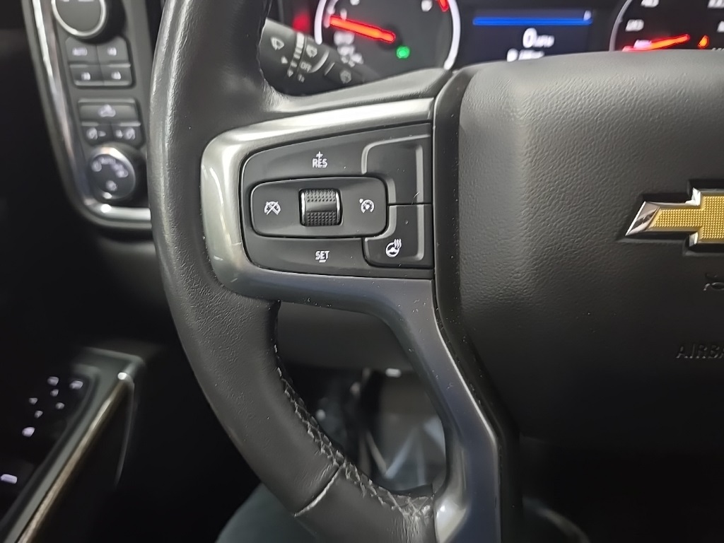2020 Chevrolet Silverado 1500 LT photo 18
