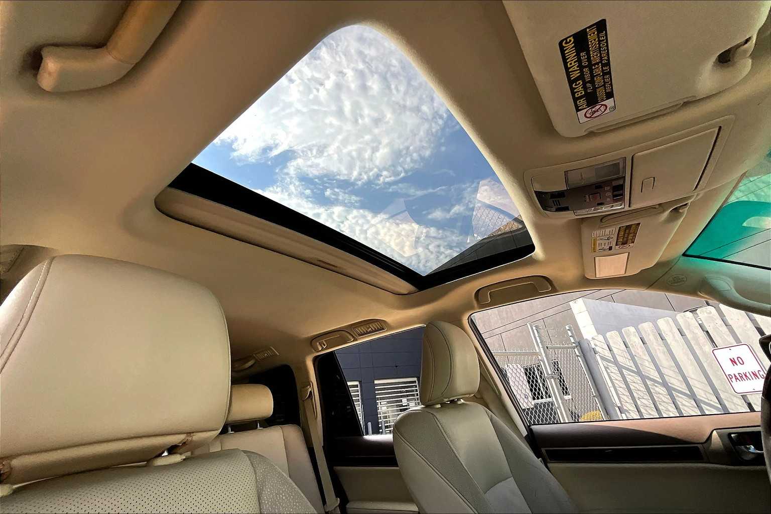 2014 Lexus GX 460 Base photo 12