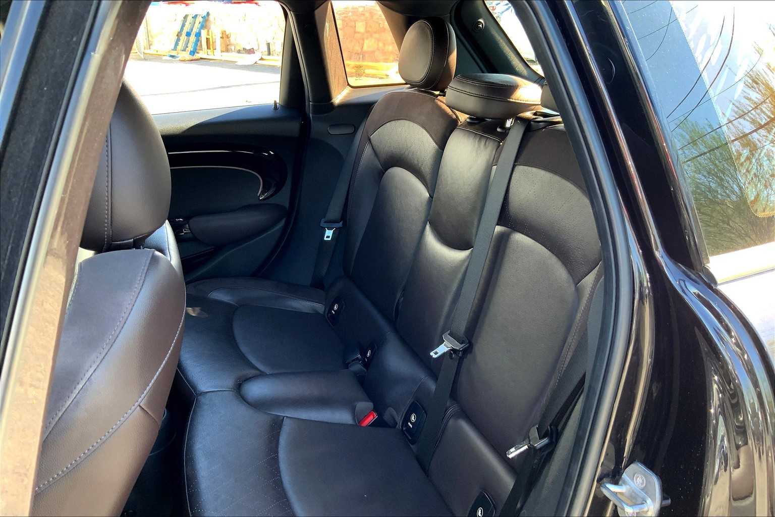 2016 Mini Cooper Hardtop 4 Door S photo 18