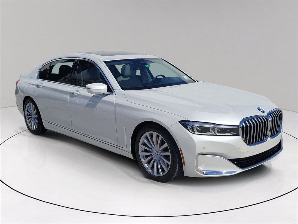 2021 BMW 7 Series 740i