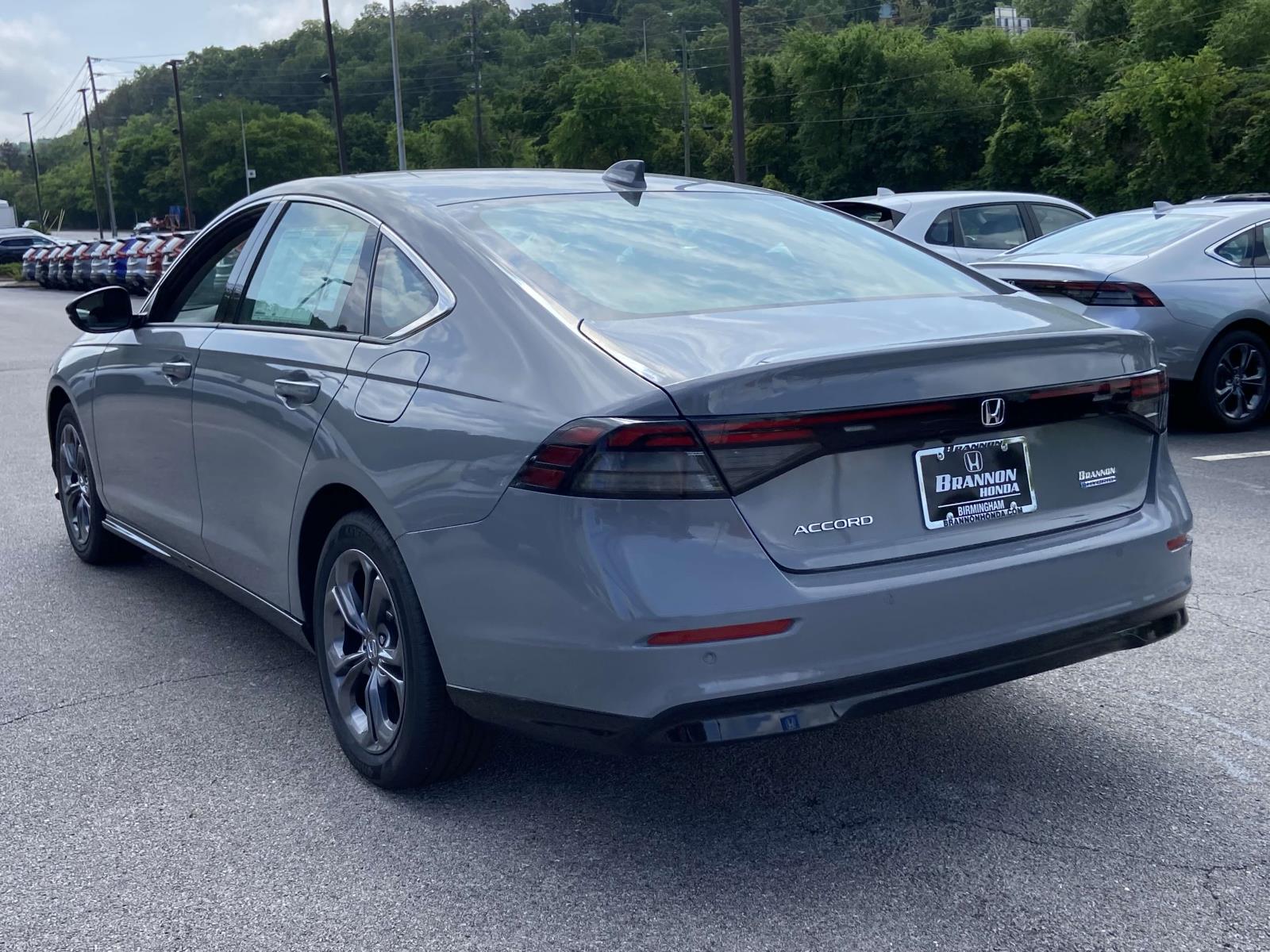 2025 Honda Accord Hybrid EX-L photo 2