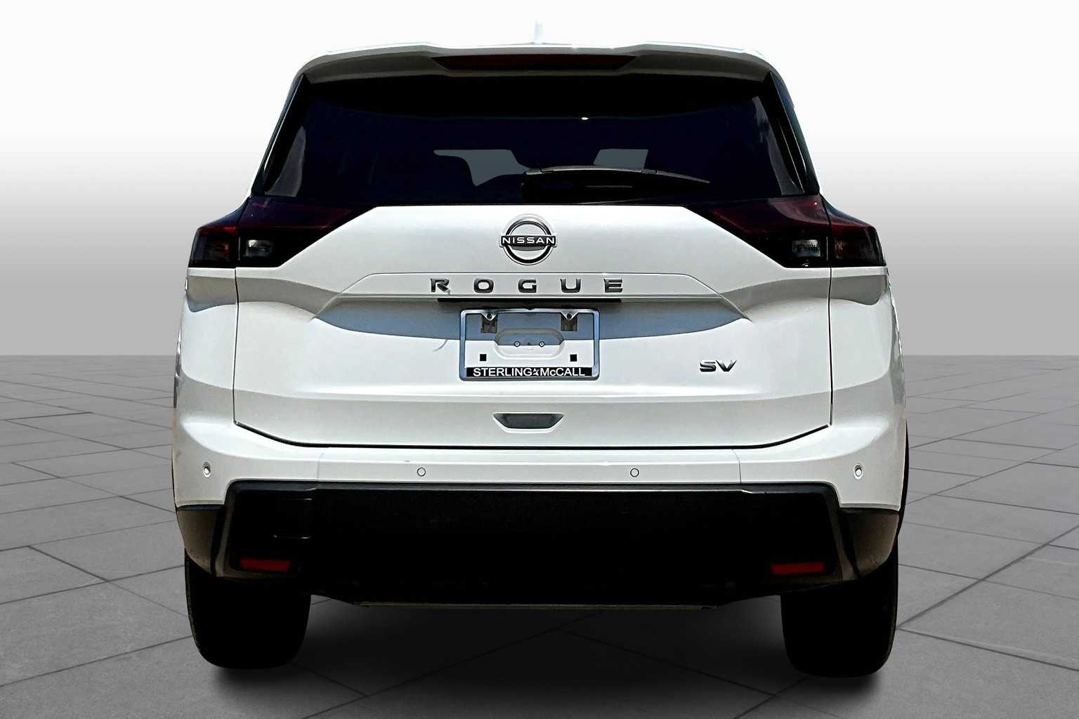 2024 Nissan Rogue SV photo 4