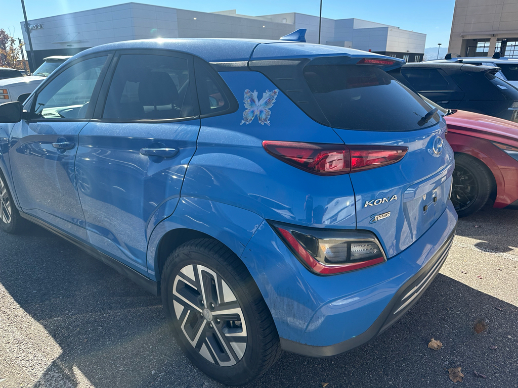 2023 Hyundai Kona SEL photo 3