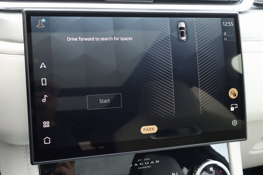 2026 JAGUAR F-PACE - Image 23