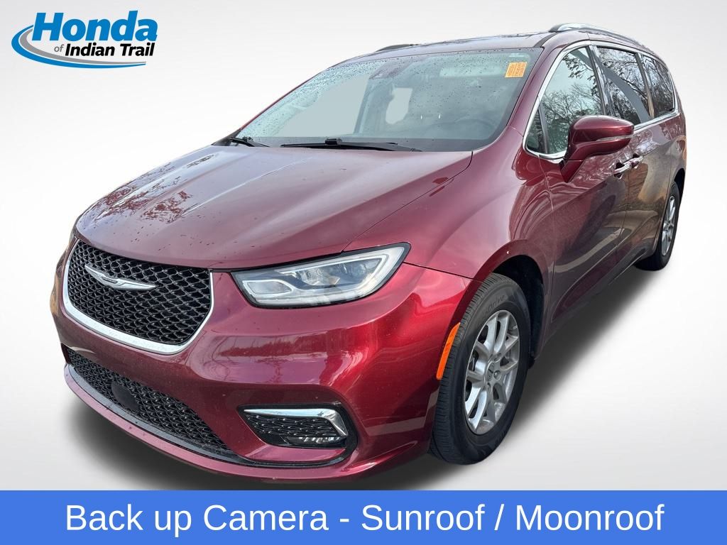 2021 Chrysler Pacifica Touring L's photo