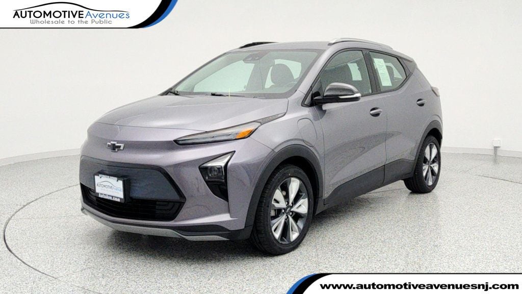 2022 Chevrolet Bolt EUV LT's photo