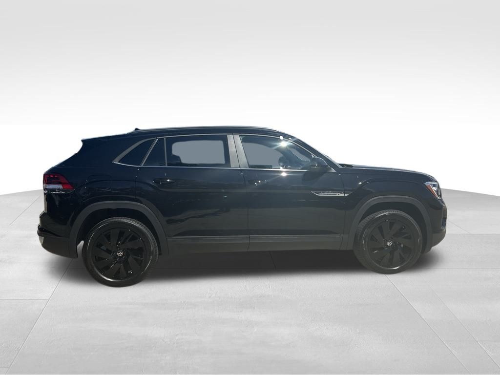 2026 Volkswagen Atlas Cross Sport SE Technology photo 2
