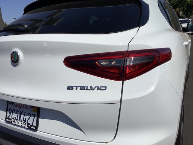 2022 Alfa Romeo Stelvio Ti Sport photo 40
