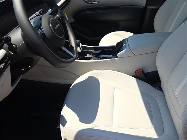 2026 Hyundai Tucson SEL photo 16