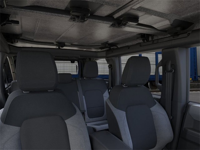 2025 Ford Bronco Base photo 10