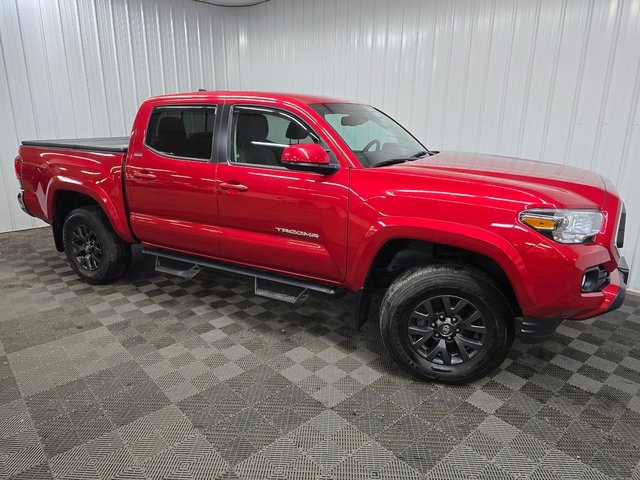 2022 Toyota Tacoma SR5's photo