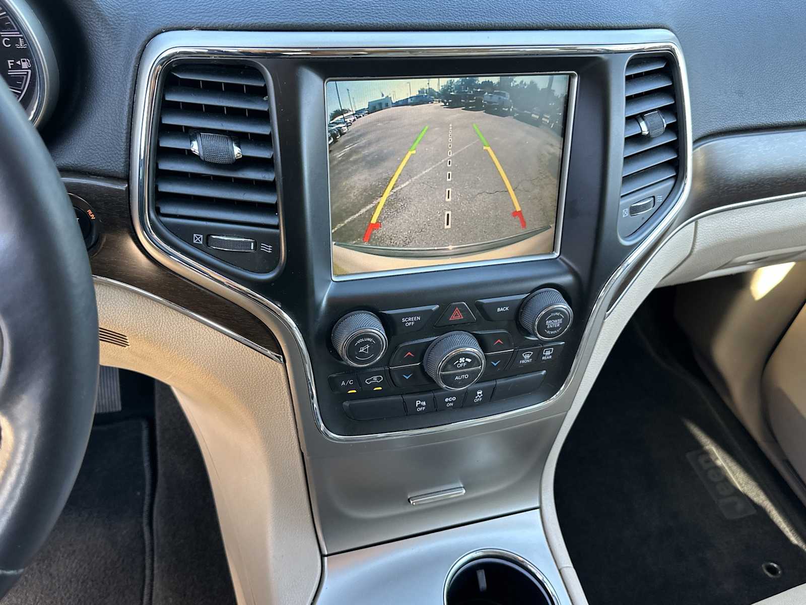 2015 Jeep Grand Cherokee Limited photo 22