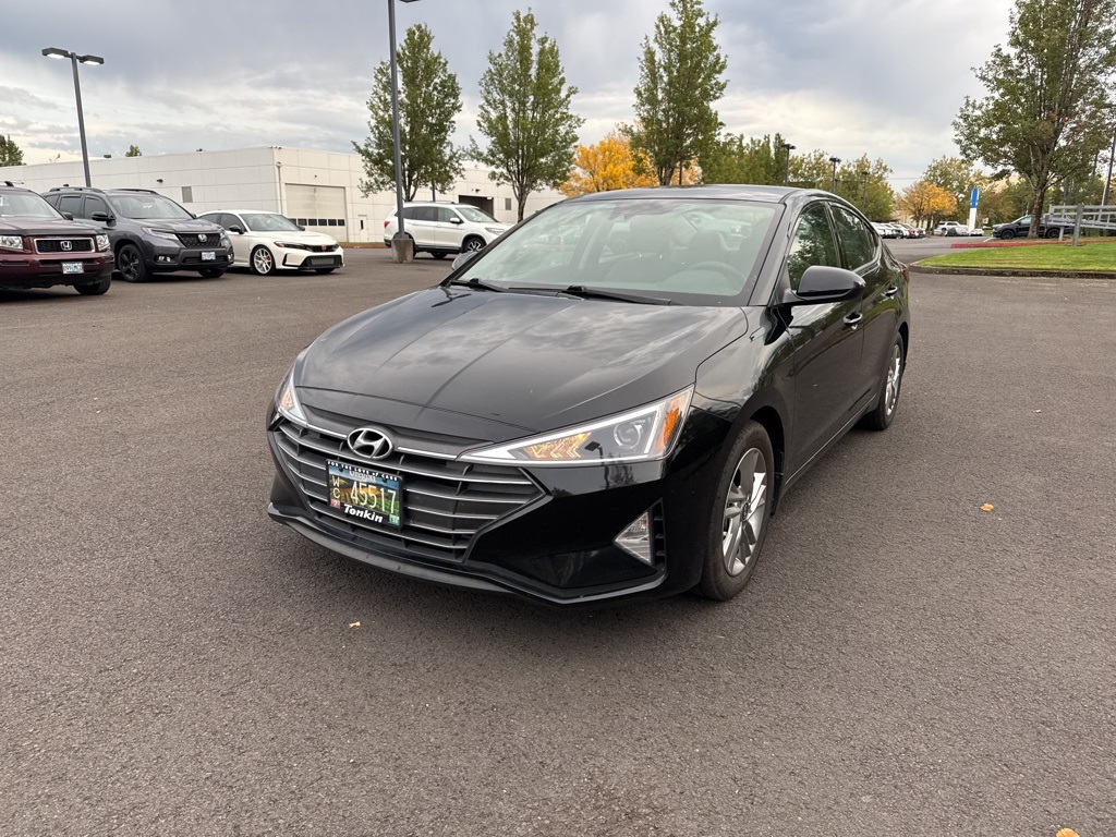 2020 Hyundai Elantra SEL photo 3