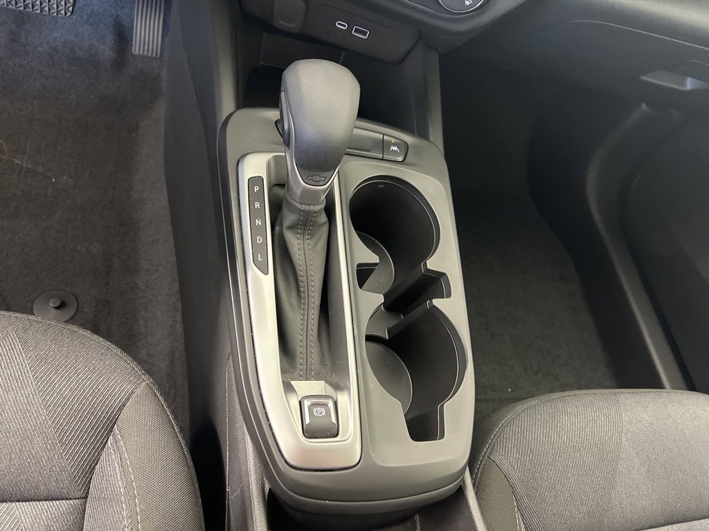 2025 Chevrolet Trax LS photo 24