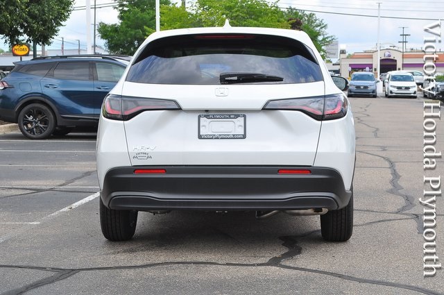 2026 Honda HR-V LX photo 4